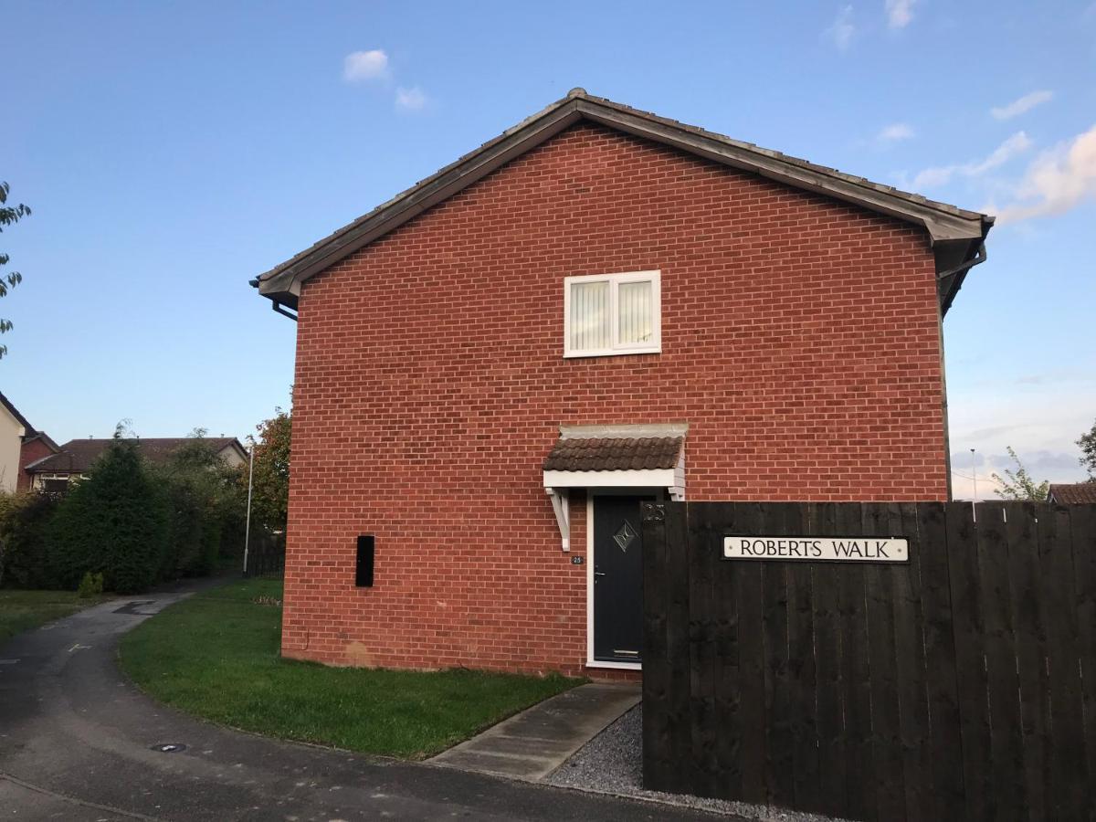 Property Hunter 25 Darlington  Exterior photo